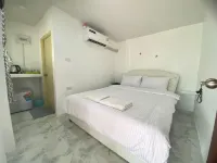 Sports Bar & Resort Hotels in Pak Chong District