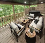 NEW CABIN-boat parking, 5 min to State Park & golf
