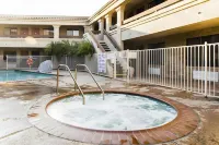 Premier Inns Thousand Oaks Hotels in Newbury Park