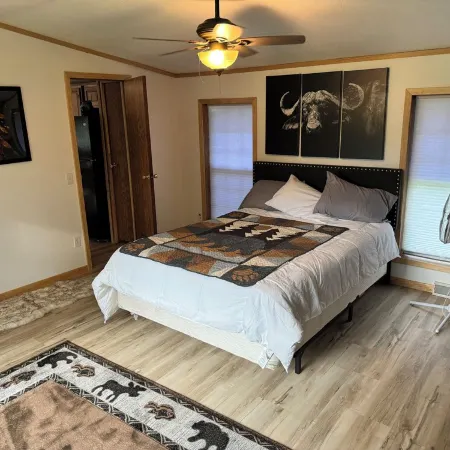 Welcome to Shangri-Lodge Your 2 cabin retreat on a family friendly lake.