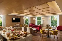 Vivanta Thane LBS Road - breakfast
