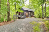 Game Room & Hot Tub: Cabin 9 Mi to Blue Ridge! - 3-Star