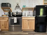 Cozy Tiny Home Cabin Near Lake Greeson & Kirby Landing – Pet-Friendly!