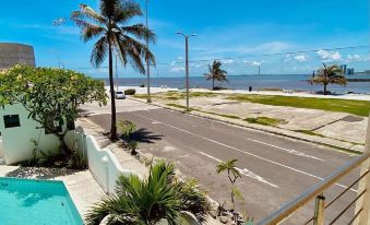 Con Alberca y Vista Al Mar 2 TV's y Netflix