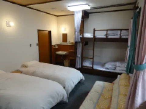 Lodge Avoriaz Hotels in Suzaka