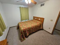 Charming 3-bedroom house in Pleasant Lakeview with AC, WiFi - 3 stjerner