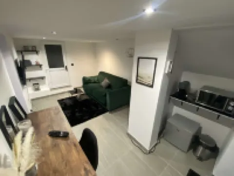 Cocooning Time: Jacuzzi and Sauna 塞納河畔埃皮奈酒店