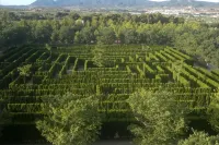 Rural house for 8 people in Castalla with private bar, barbecue and terrace. Hotels in Castalla