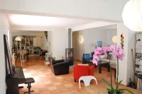 Quiet villa in a green setting Hotels in Eguilles