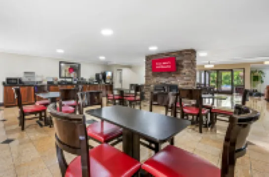 Red Roof PLUS+ Henderson