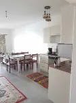 Cozy, family oriented & friendly apartment by the beach