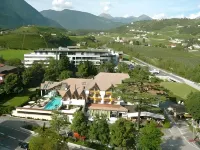 Hotel Löwenhof Hotels in Raas