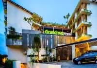 Grandmas Plus Hotel Airport Hotel dekat Simcard Telkomsel Distribution Center - Badung