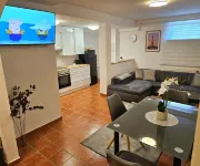 Cozy vacation apartment Parndorf Các khách sạn ở Parndorf