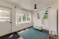3Br Cozy Cottage at Lake Simcoe, 1 Hour Drive to Toronto