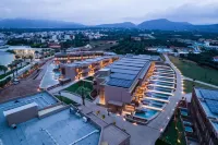Senseana Sea Side Resort & Aquadventure Hotels in Aposelemis