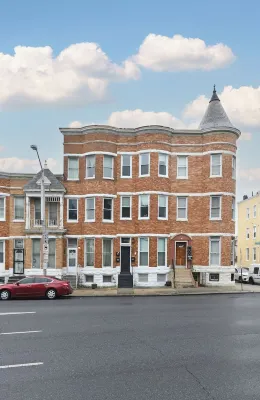 Parkside Gem: Luxe & Roomy by Historic Druid Hill l WIFI l Entire Unit
