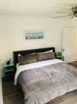 Swinton Cottage by Delray Beach w/ free parking Unit A
