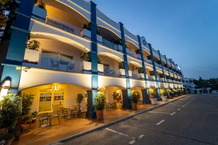 Hotel Piedra Paloma Отели в г. Алькоррин