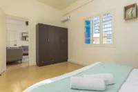 Mikaella's Cozy 1-BR with 24/7 Electricity Hotels in 