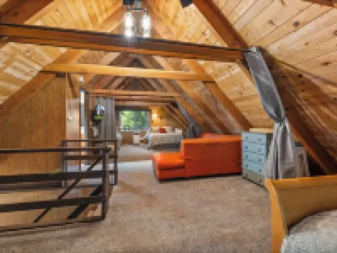 Creek Cabin - Fly-in Acres Lake Access - private Creek access with fire pit Hotels in Arnold