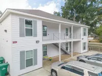 Upstairs Luxe Style Condo at Diamondhead Country Club - Walk to the Clubhouse