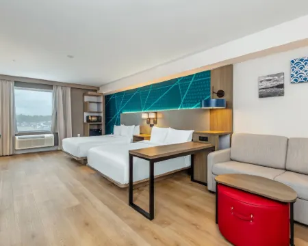 Comfort Inn & Suites Hotels in Cochrane District