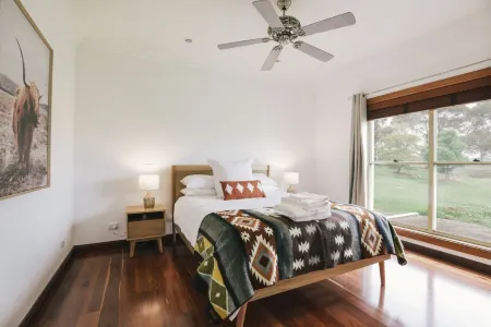 Cosy Villa With Mountain Views