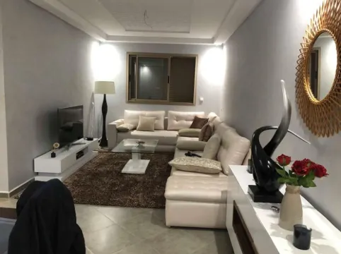 Espace calme et beau pour tous à Beni mellal , belle apartement pour tous econom 貝尼邁拉勒酒店