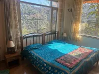 Private Cottage near Mall Road + Mountain view