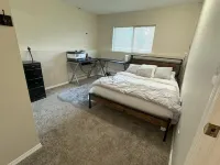 4-bed 2.5 bathroom in North Spokane with fitness room, WiFi, AC