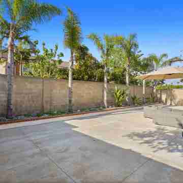 Spacious Clean Home w/ Quality Furniture close to Disneyland & Huntington Beach! Hotel Exterior