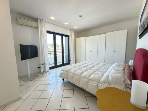 Luxury Penthouse Near the Beach