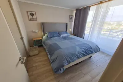 2-bedroom corporate apartment in delightful La Serena with WiFi Hotels in 