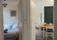 Gîte au Sein de Notre Ferme en Pierre du Xviie Siècle Hotels in Massiac