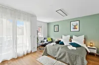 Welcome to our stylish new construction vacation home in Dasing! Hotels in Dasing