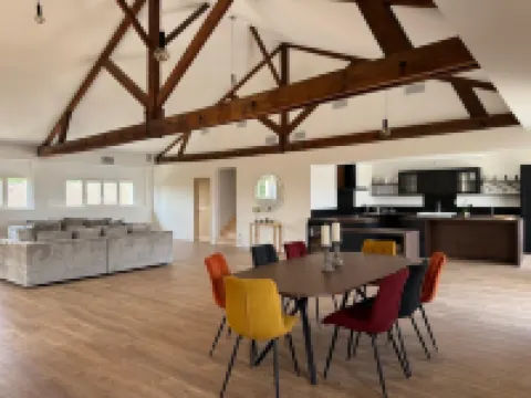 Splendid apartment in Orange town center