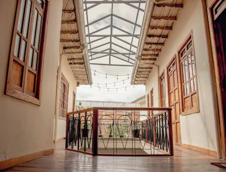 Two-Bedroom Apartment in Cuenca's Historic Center–Ideal for Families/Groups