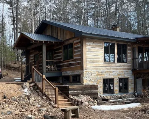 Camp Makwa 3-Bed 3-Bath Nostalgic Cabin in Harshaw