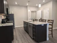 Luxury 2 bedroom 2 bathroom flat in Alliance, Ne