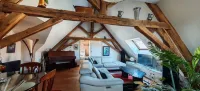 Super large old beam apartment with double living room Hotels in Le Perray-en-Yvelines