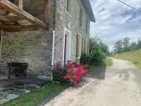 Magnificent alpine chalet with view Hoteles en Sainte-Foy-Tarentaise
