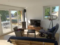 Well-equipped detached house in a quiet location