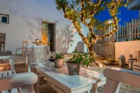 The Room of Felline 102 with Private Garden