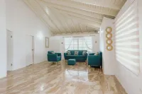 Charming 3-bedroom villa in Central Scarborough