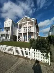 1st line water front 5 Minutes to the beach and 10 mins to old town center.