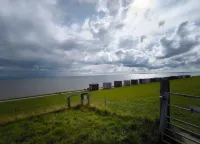 Exklusiv Eingerichtetes Ferienhaus in Strandnaehe