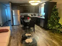 Fully furnished 3 bedrooms Hotels in Thompson