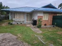 House in Kourou, 5 minutes walk from the beach  호텔