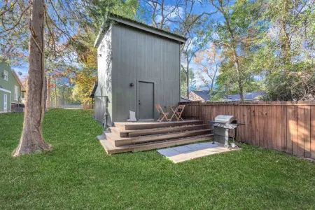 Stylish Chic Tiny Loft Bungalow